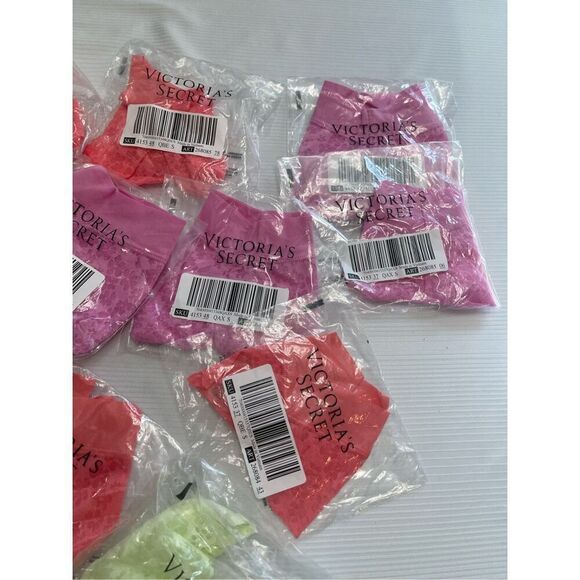 Lot Of 11 PINK Victoria's Secret No-Show Floral Lace Hiphugger Panty Size Small - Picture 5 of 5